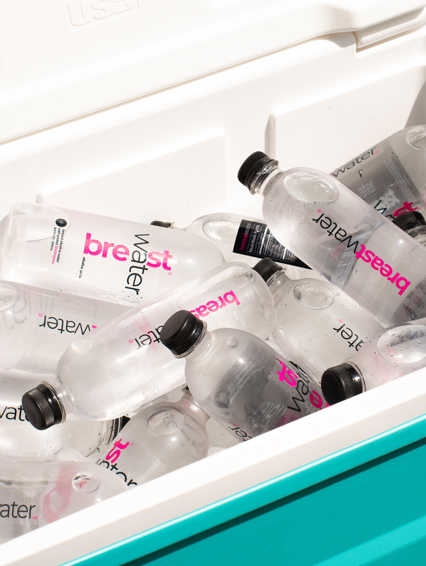 24-pack breastwater™ 24-500mL (16.9oz) bottles